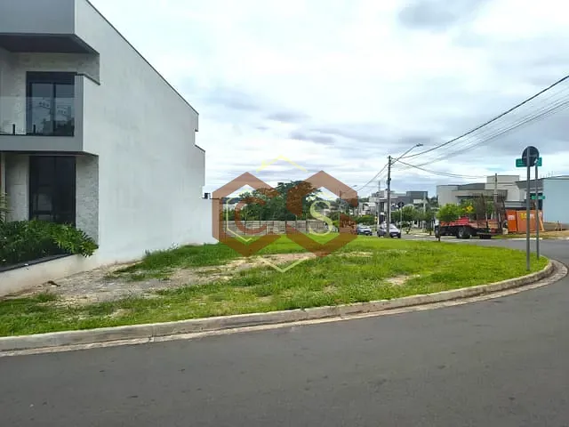 Terreno com 315m², à venda, no bairro Jardins Di Roma em Indaiatuba