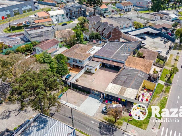 Terreno com 775m², à venda, no bairro Boqueirão em Curitiba