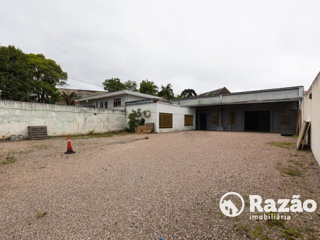 Terreno com 775m², à venda, no bairro Boqueirão em Curitiba