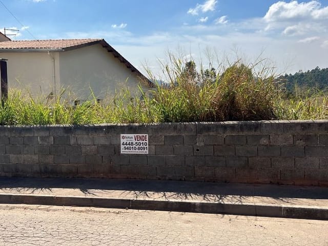 Terreno com 333m², à venda, no bairro Guaturinho em Cajamar