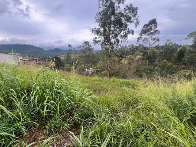 Terreno com 333m², à venda, no bairro Guaturinho em Cajamar