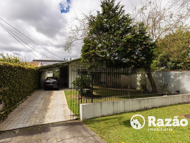 Terreno com 672m², à venda, no bairro Bacacheri em Curitiba
