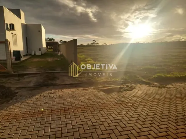 Terreno com 330m², à venda, no bairro Arroio do Sal em Arroio do Sal