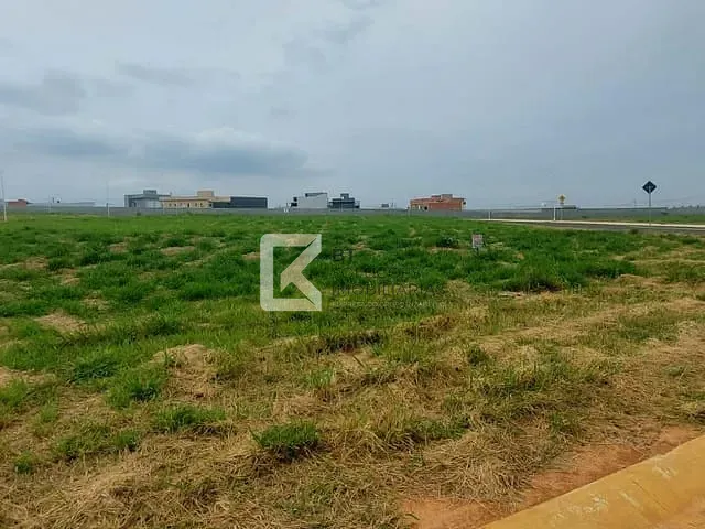 Terreno com 300m², à venda, no bairro Jardim Residencial Dona Maria Cãndida em Indaiatuba