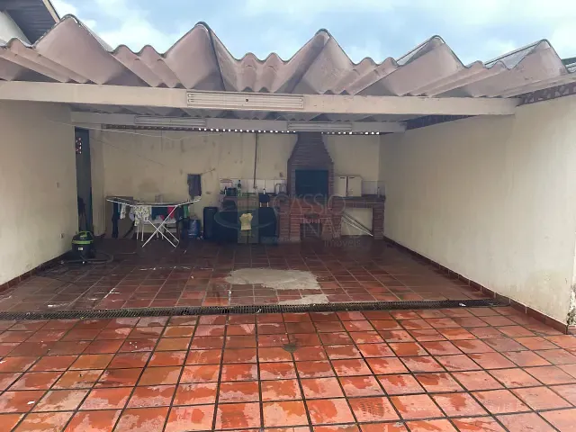 Terreno com 468m², à venda, no bairro Jardim Apucarana em Apucarana