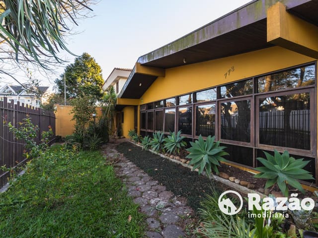 Terreno com 502m², à venda, no bairro Tarumã em Curitiba