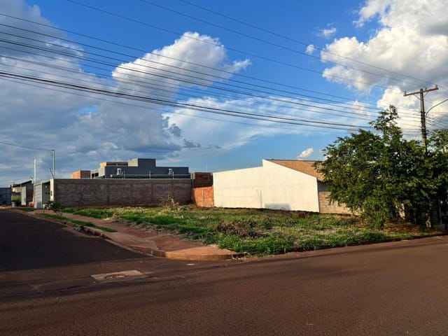 Terreno com 373m², à venda, no bairro North Park em Campo Grande