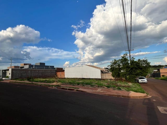 Terreno com 373m², à venda, no bairro North Park em Campo Grande