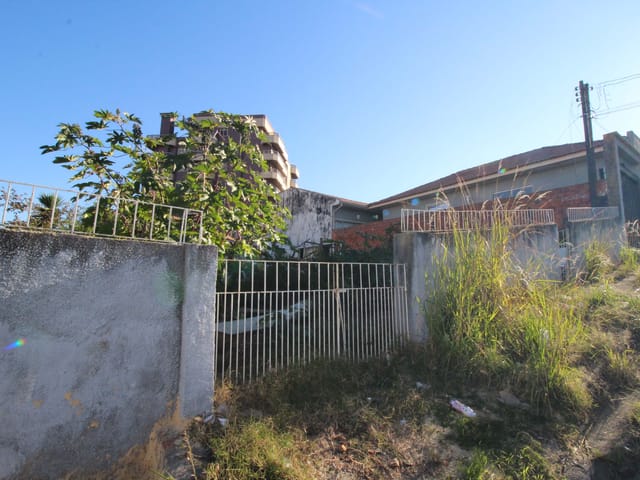 Terreno com 291m², à venda, no bairro Ronda em Ponta Grossa