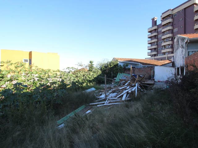Terreno com 291m², à venda, no bairro Ronda em Ponta Grossa