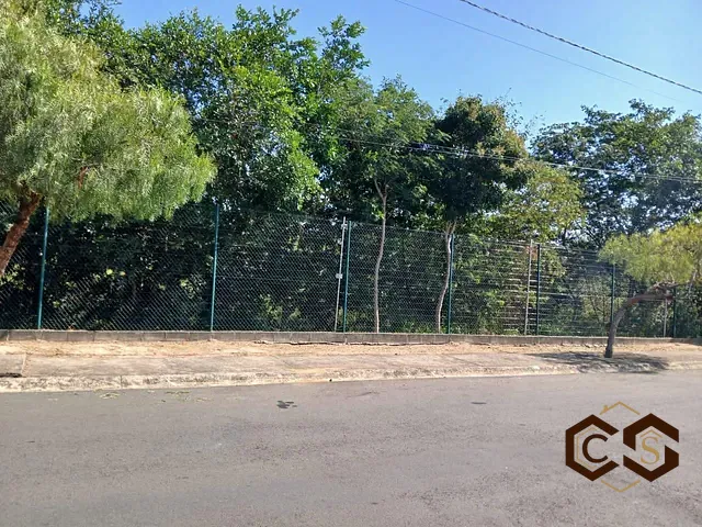Terreno com 444m², à venda, no bairro Colinas de Indaiatuba em Indaiatuba