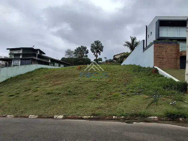 Terreno com 856m², à venda, no bairro Residencial do Lagos em Itupeva