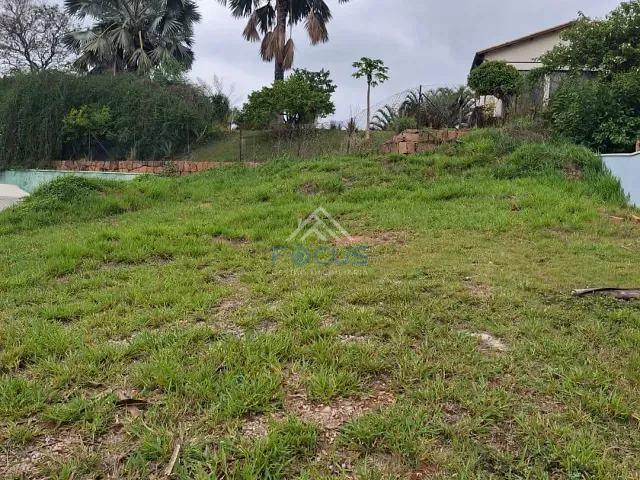 Terreno com 856m², à venda, no bairro Residencial do Lagos em Itupeva