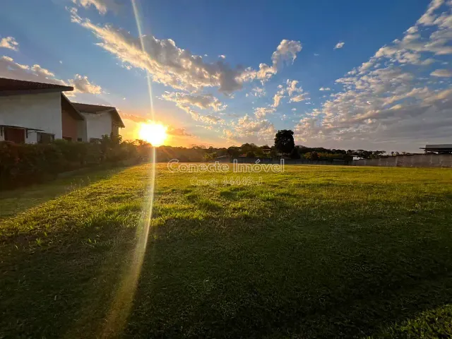 Terreno com 990m², à venda, no bairro Chácara São José em Jaguariúna