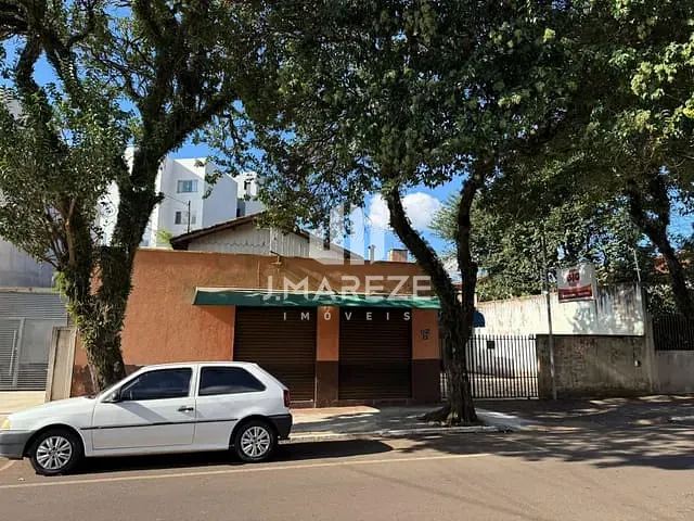 Terreno com 430m², à venda, no bairro Vila São José em Apucarana