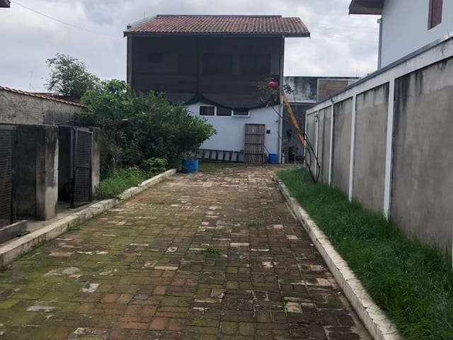 Terreno com 233m² 1 quarto e 1 banheiro, à venda, no bairro Nossa Senhora do Perpétuo Socorro em Pindamonhangaba