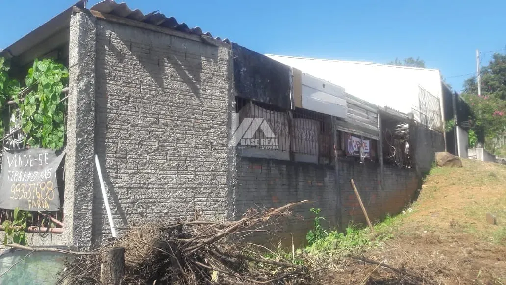 Terreno com ótima localização — Bonsucesso