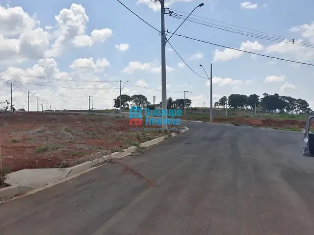 Terreno com 402m², à venda, no bairro RESIDENCIAL BOSQUE DOS JATOBÁS em GUAXUPÉ