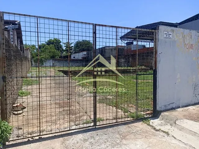 Terreno com 720m², à venda, no bairro Centro-Norte em Várzea Grande