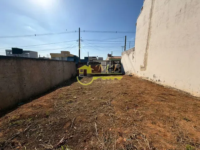 Terreno com 200m², à venda, no bairro Parque Dom Pedro II em Campinas