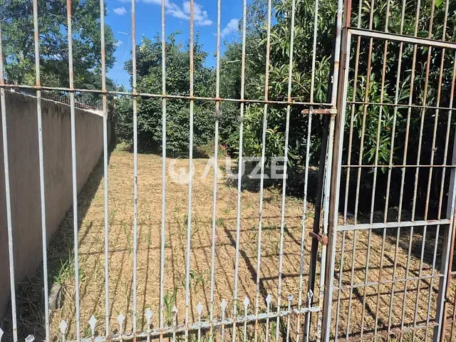 Terreno com 697m², à venda, no bairro Novo Mundo em Curitiba