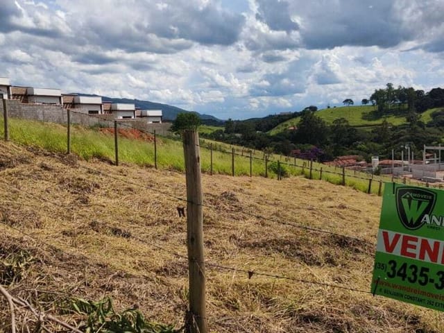 Terreno com 320m², à venda, no bairro Loteamento Recanto Do Sol em Extrema