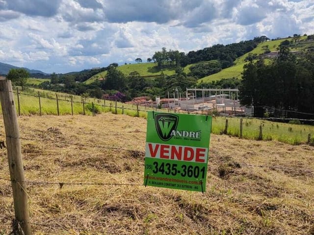 Terreno com 320m², à venda, no bairro Loteamento Recanto Do Sol em Extrema