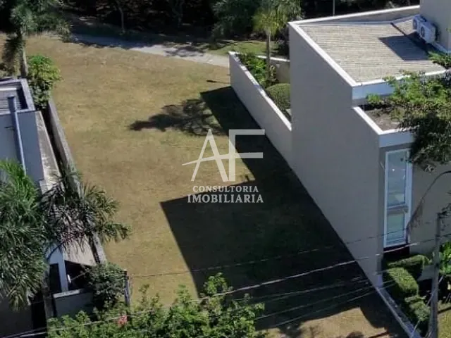 Terreno com 307m², à venda, no bairro Campos Do Conde II em Tremembé