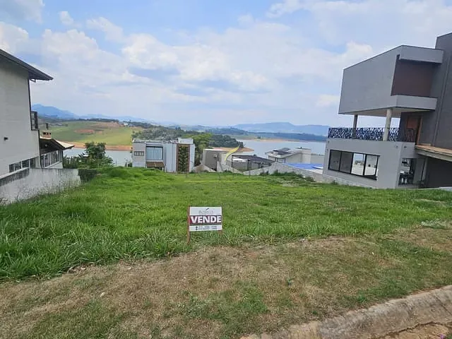 Terreno com 1000m², à venda, no bairro Palmas do Paiol em Joanópolis