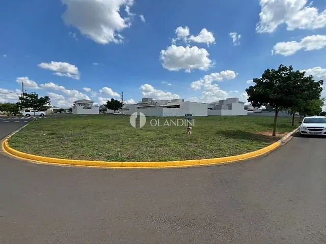 Terreno com 300m², à venda, no bairro Residencial São Luiz em Artur Nogueira
