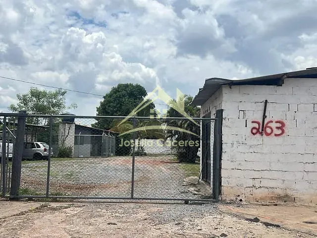 Terreno com 864m², à venda, no bairro Centro-Sul em Várzea Grande