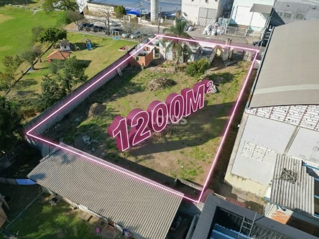 Terreno com 1200m², à venda, no bairro Jardim Santa Marta (Fazendinha) em Santana de Parnaíba