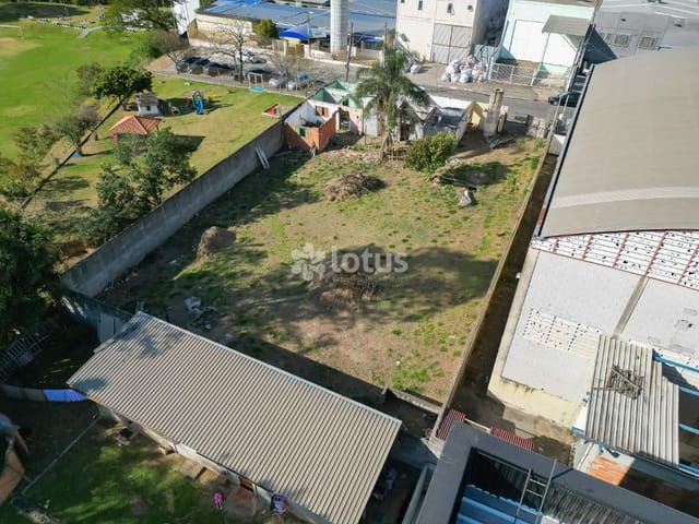 Terreno com 1200m², à venda, no bairro Jardim Santa Marta (Fazendinha) em Santana de Parnaíba
