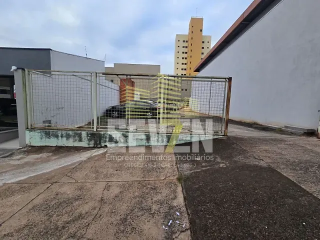Terreno com 263m², à venda, no bairro Centro em Bauru