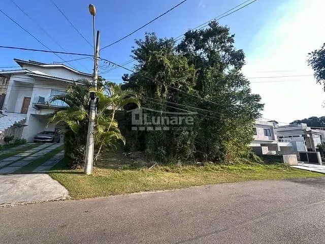 Terreno com 360m², à venda, no bairro Jardim Aracy em Mogi das Cruzes