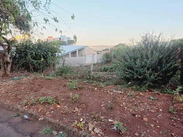 Foto do Terreno - 🏡✨ OPORTUNIDADE NO JARDIM TAROBÁ ✨🏡 EXCELENTE TERRENO RESIDENCIAL DE 370m² PRÓXIMO À TV TIBAJI! | J. Mareze Imóveis Ltda