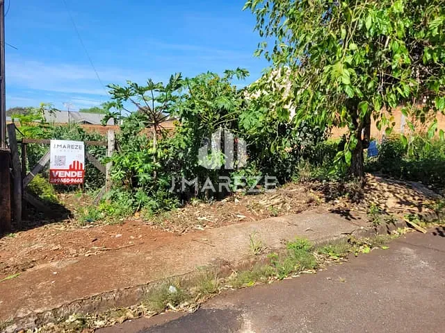 Terreno com 370m², à venda, no bairro Jardim Tarobá em Apucarana