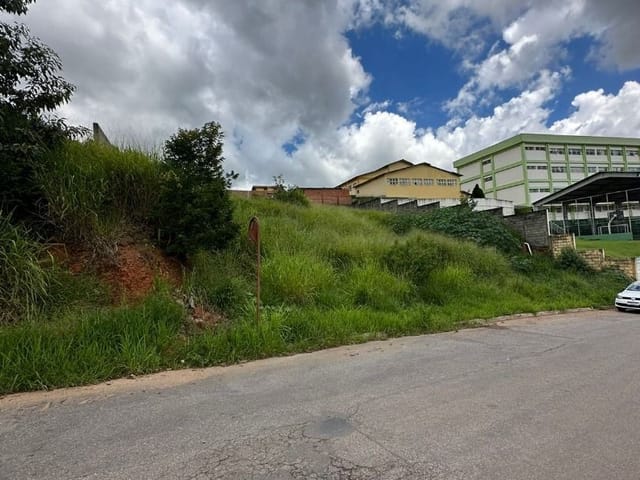 Terreno com 1200m², à venda, no bairro Extrema em Extrema