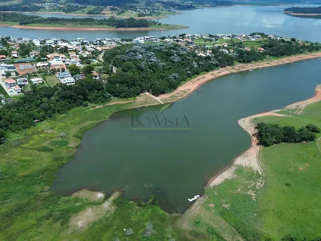 Terreno com 1050m², à venda, no bairro Riviera do Jaguari em Piracaia