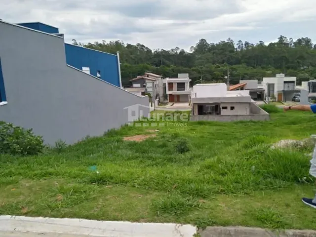 Terreno com 310m², à venda, no bairro Sabaúna em Mogi das Cruzes