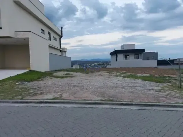 Terreno com 330m², à venda, no bairro Urbanova em São José dos Campos