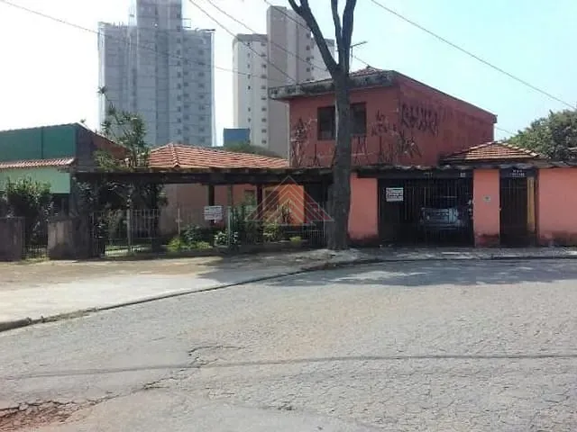 Terreno com 2500m², à venda, no bairro Vila Aquilino em Santo André
