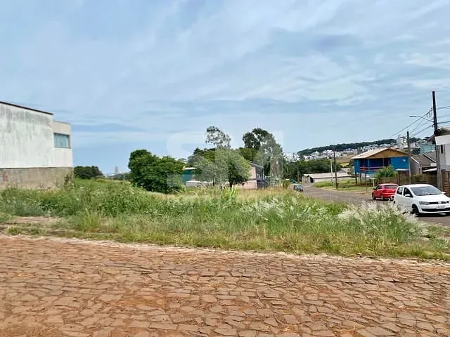 Terreno com 275m², à venda, no bairro Paraíso em Chapecó
