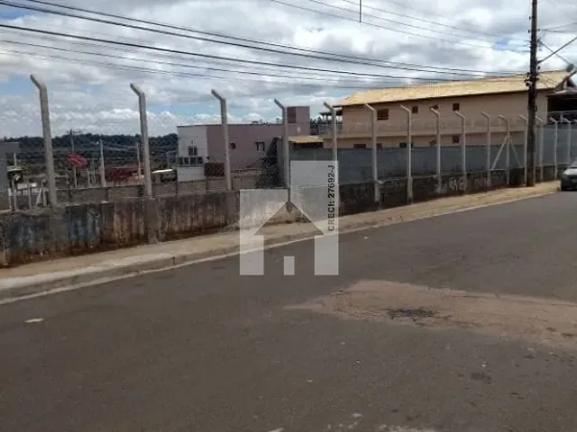 Terreno com 1121m², à venda, no bairro Jardim Bandeiras em Jundiaí