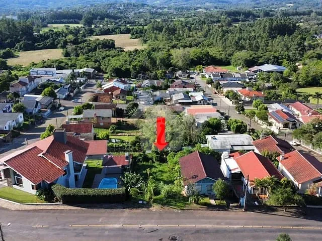 Terreno com 415m², à venda, no bairro Languiru em Teutônia