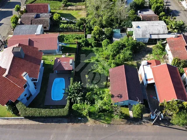 Terreno com 415m², à venda, no bairro Languiru em Teutônia