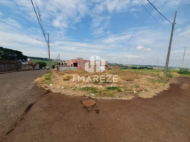 Terreno com 406m², à venda, no bairro Jardim Tropical II em Arapongas