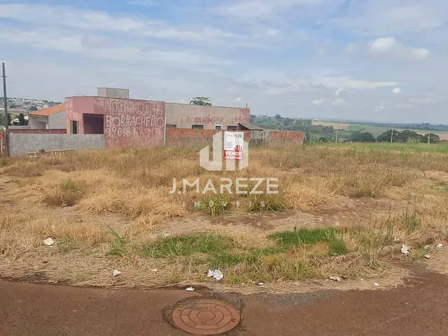 Terreno com 406m², à venda, no bairro Jardim Tropical II em Arapongas