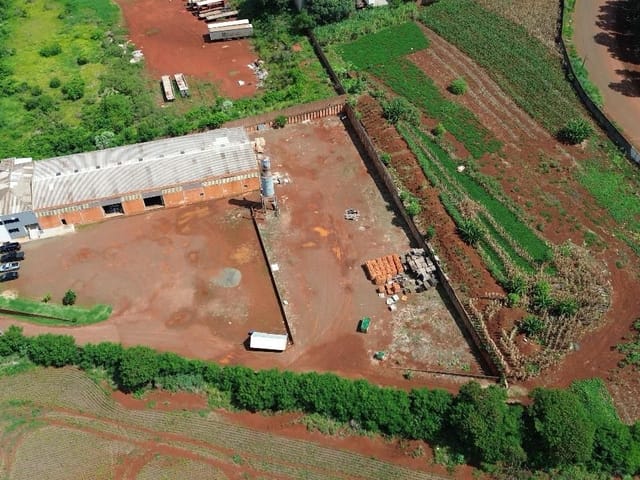 Terreno com 11600m², para alugar, no bairro Jardim Jose Favaro em Cambé