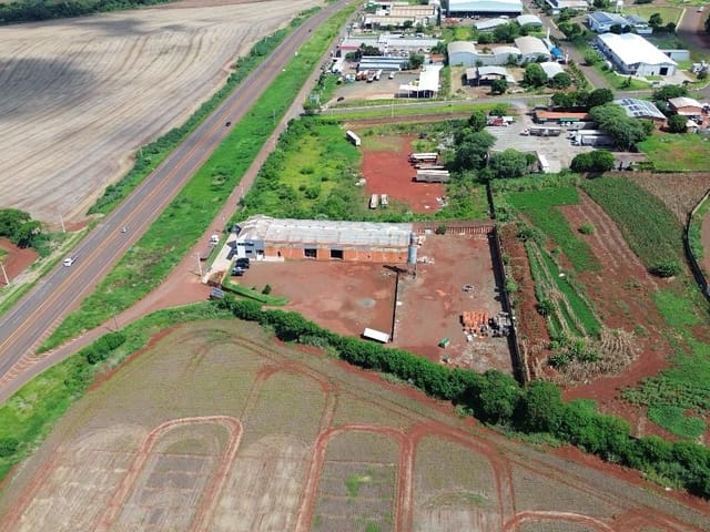 Terreno com 11600m², para alugar, no bairro Jardim Jose Favaro em Cambé